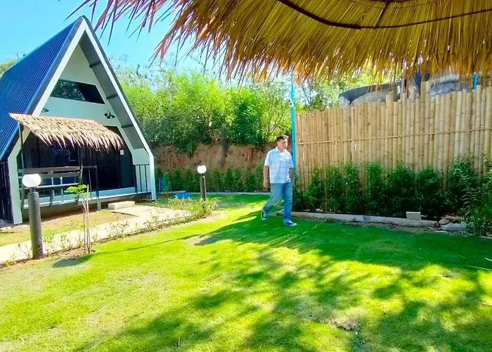 บ้านไม้หอมชาเลต์ * สวนผึ้ง
